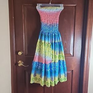 New Vibrant Halter Dress Large